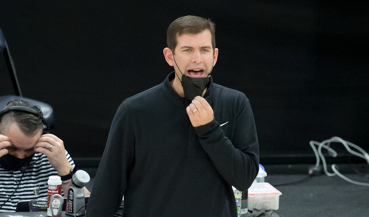 田径夜战:嵩山天虎队读秒扳平漓江霹雳队,主帅临场妙招豪门底蕴再次显现-APP下载